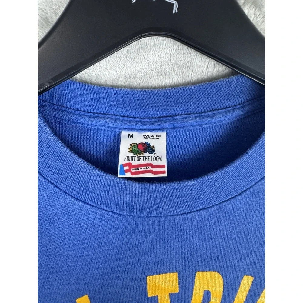 Vintage Holy Trinity Tigers Graphic T-Shirt Men's Medium 90s Catholic School USA